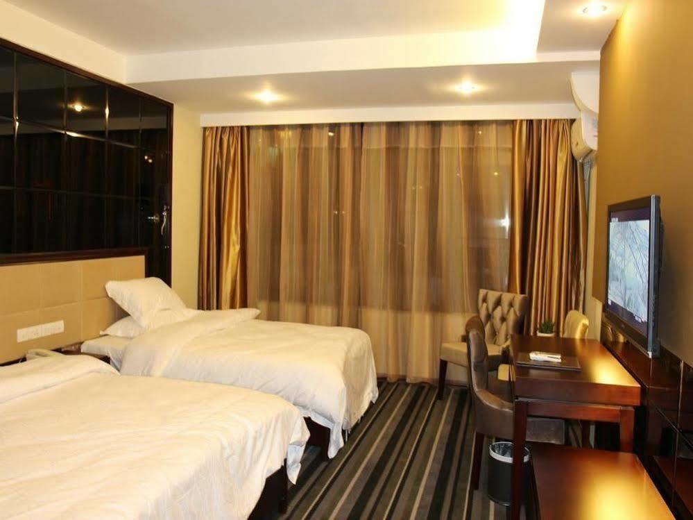 قويلين Perfect Season Hotel المظهر الخارجي الصورة